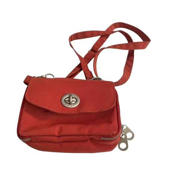 Baggallini crossbody Red with Orange interior - Picture 4 of 14